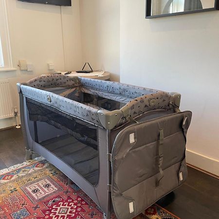 Entire Luxurious Flat Sleeps 4 Persons Apartment London Exterior photo